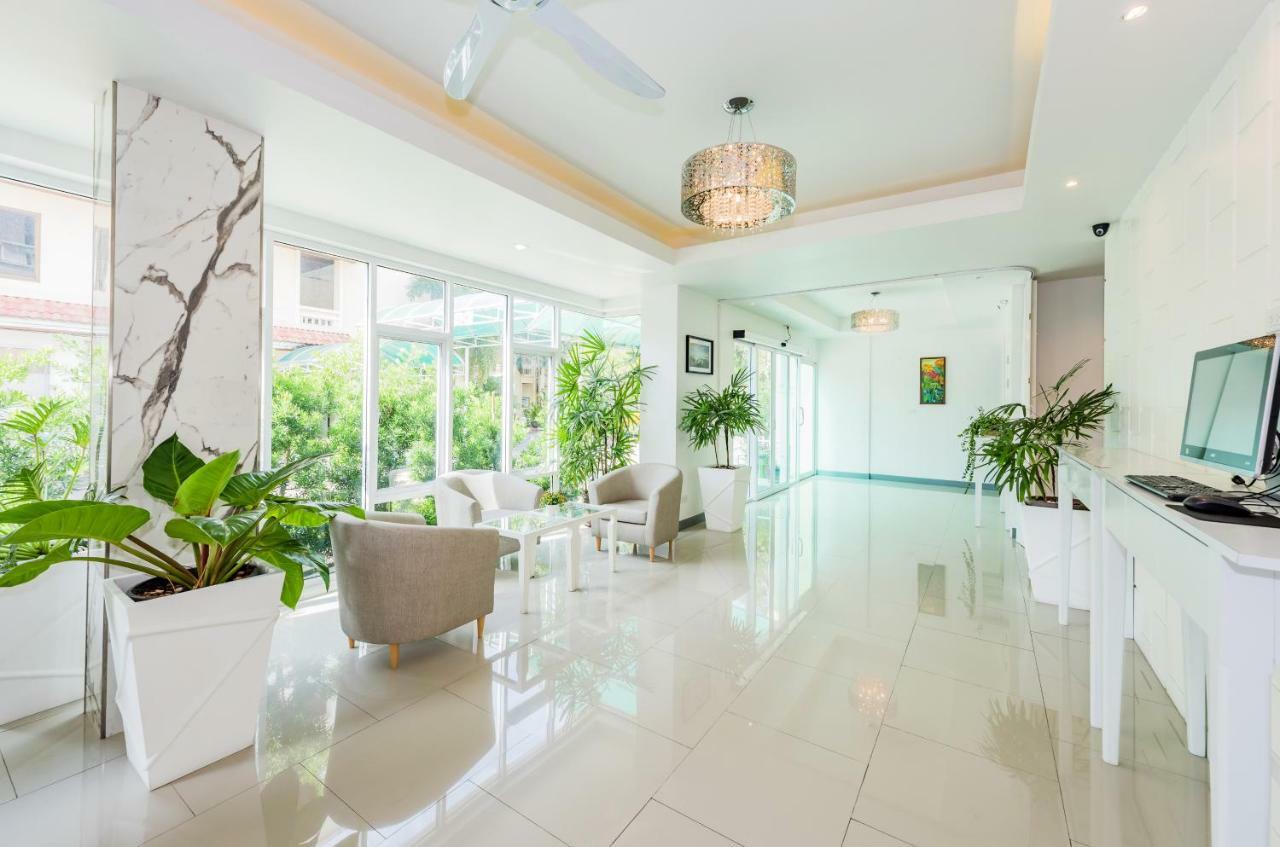 Park 38 Hotel Phuket Buitenkant foto