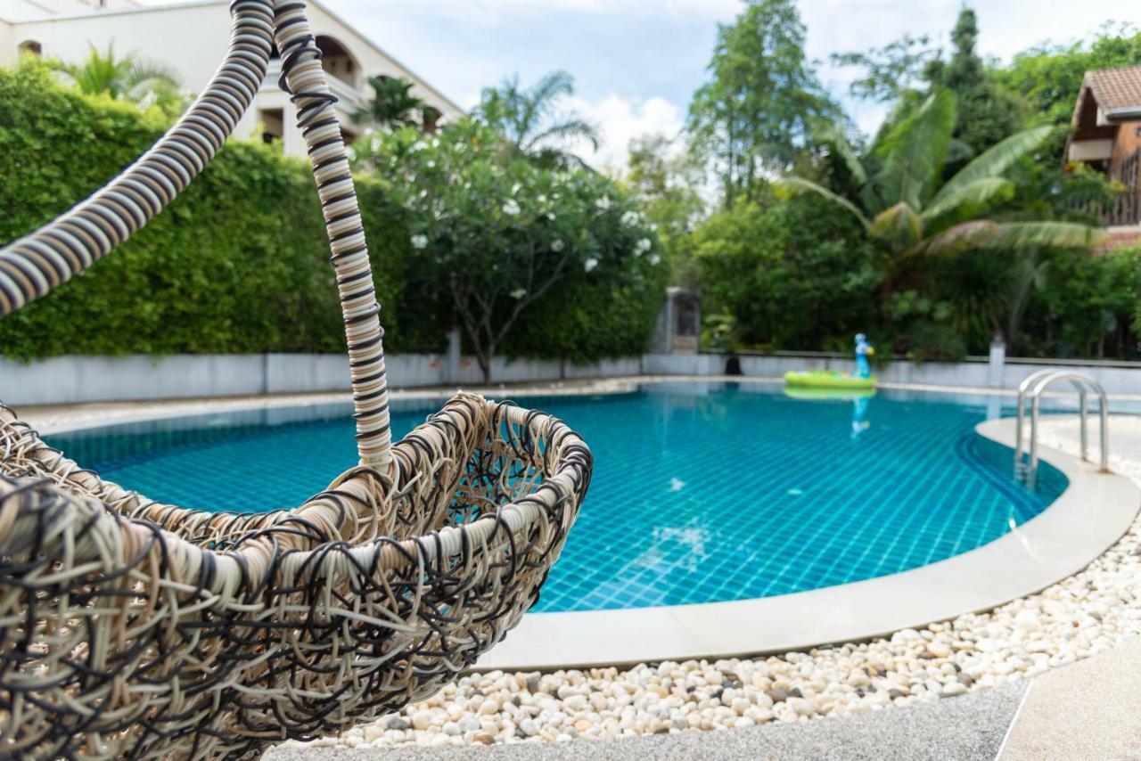 Park 38 Hotel Phuket Buitenkant foto